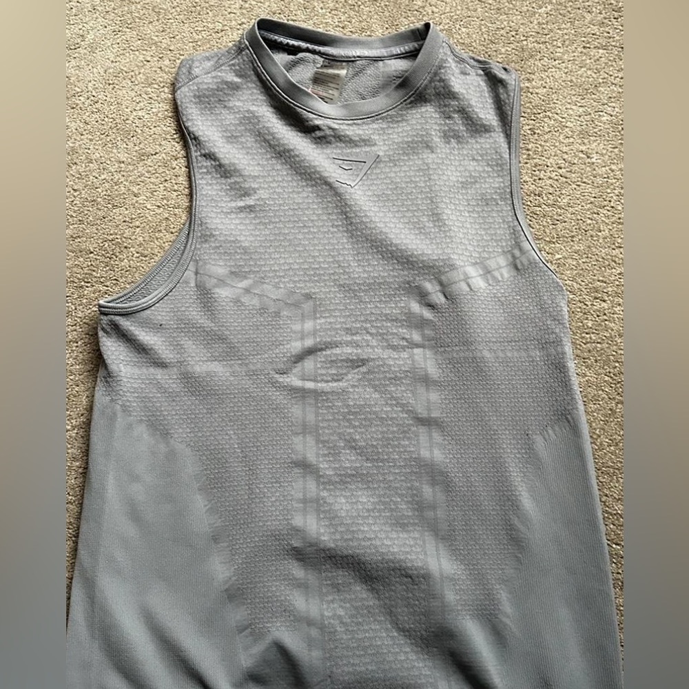 Gymshark onyx tank grey